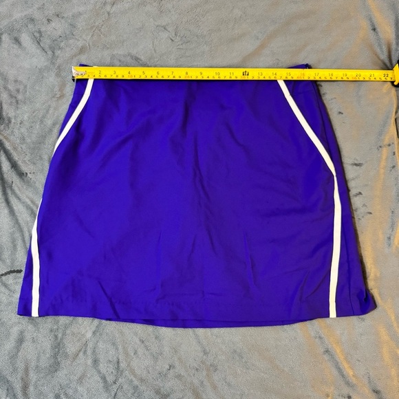 Adidas Purple Climacool Athletic Skirt

#1058 - Picture 2 of 14